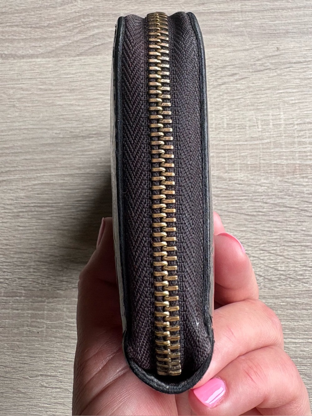 Louis Vuitton Black Vernis Monogram Zip Wallet - Picture 9 of 10